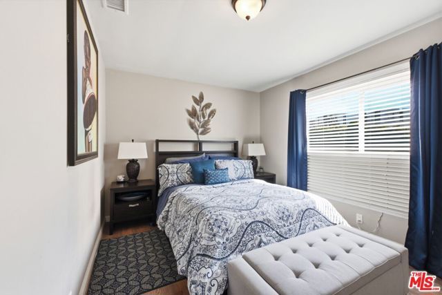 332 E Plymouth Street, Inglewood, CA 90302