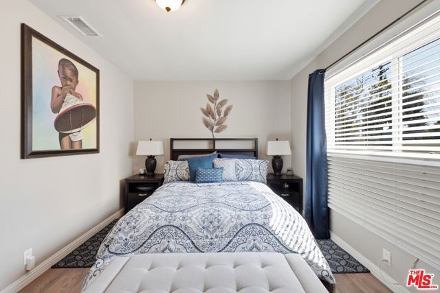 332 E Plymouth Street, Inglewood, CA 90302