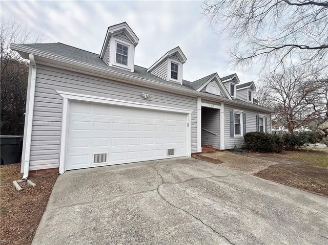 112 Pine Creek DR, Hampton, VA 23669