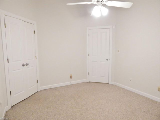 112 Pine Creek DR, Hampton, VA 23669