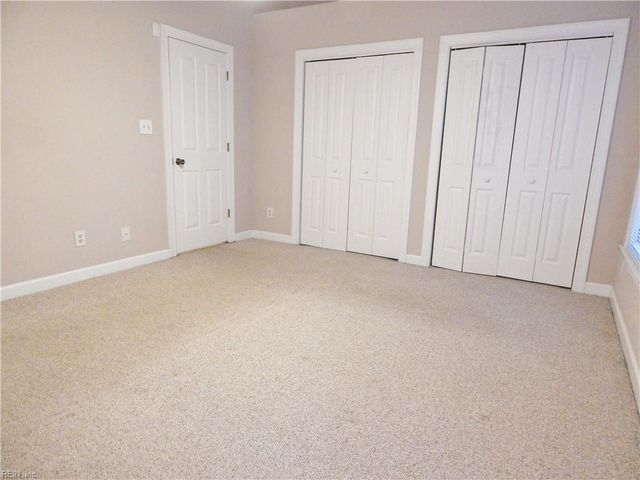 112 Pine Creek DR, Hampton, VA 23669