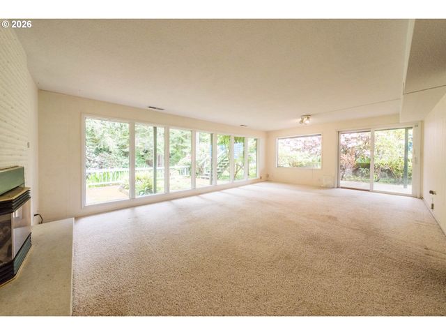 3027 Ne 32ND Dr, Lincoln City, OR 97367