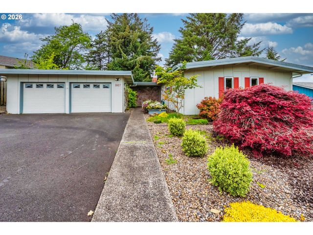 3027 Ne 32ND Dr, Lincoln City, OR 97367