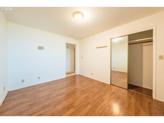 3027 Ne 32ND Dr, Lincoln City, OR 97367
