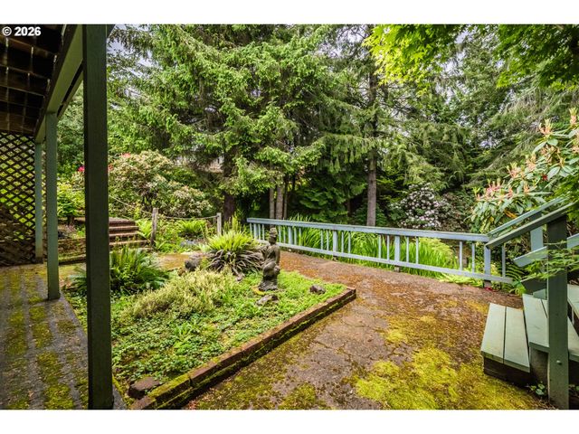 3027 Ne 32ND Dr, Lincoln City, OR 97367