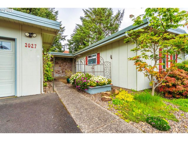 3027 Ne 32ND Dr, Lincoln City, OR 97367
