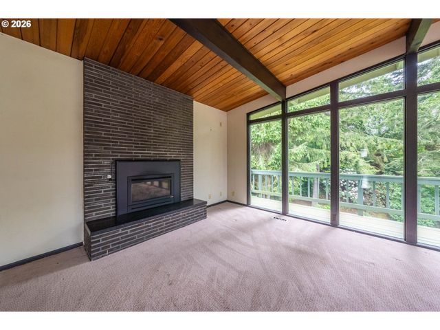 3027 Ne 32ND Dr, Lincoln City, OR 97367