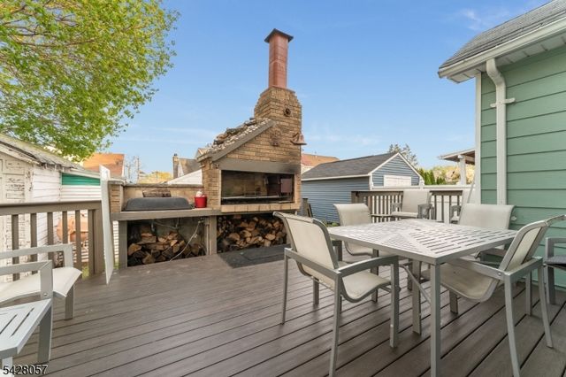 119 Edgewood Rd, Linden City, NJ 07036
