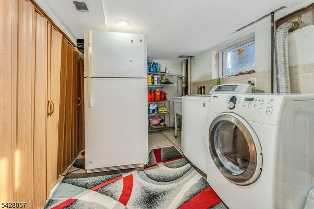 119 Edgewood Rd, Linden City, NJ 07036