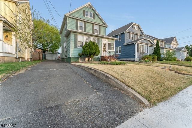 119 Edgewood Rd, Linden City, NJ 07036