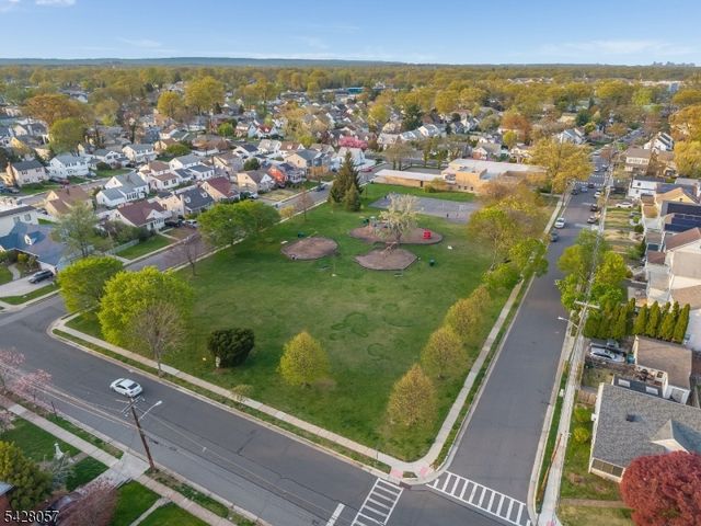 119 Edgewood Rd, Linden City, NJ 07036