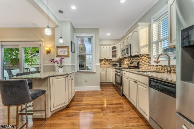 119 Edgewood Rd, Linden City, NJ 07036