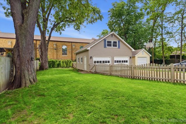 722 Garfield Avenue, Aurora, IL 60506