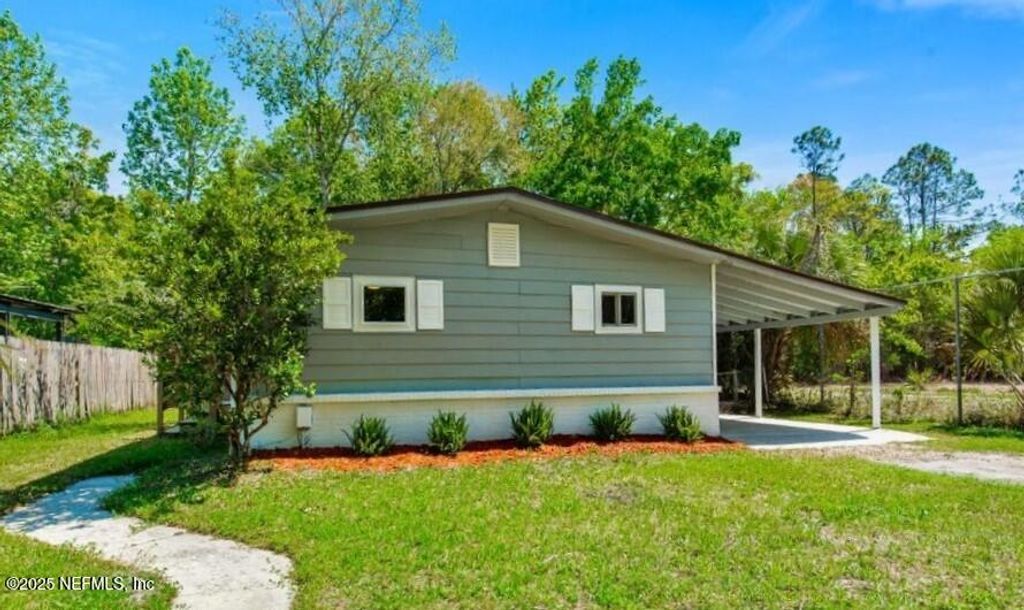 7811 CLUB DUCLAY Drive, Jacksonville, FL 32244