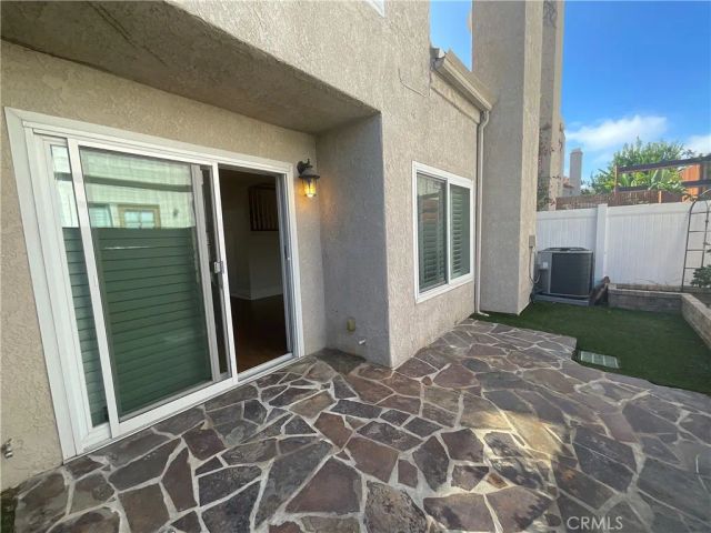 543 Victoria Street H, Costa Mesa, CA 92627