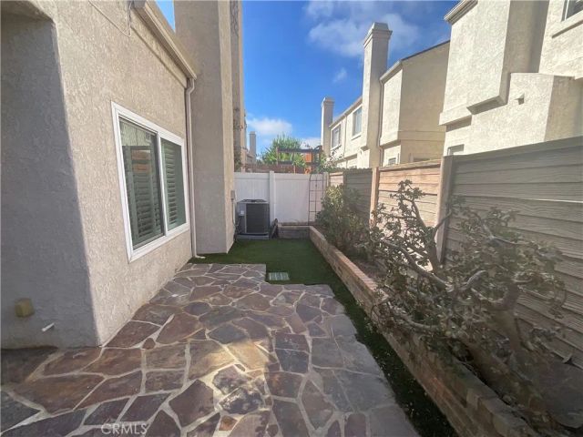 543 Victoria Street H, Costa Mesa, CA 92627