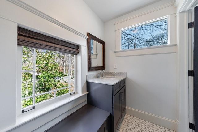 376 Mell NE Avenue, Atlanta, GA 30307