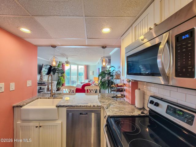 2000 New River Inlet Road 2602, N Topsail Beach, NC 28460