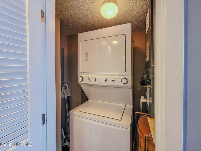 2000 New River Inlet Road 2602, N Topsail Beach, NC 28460