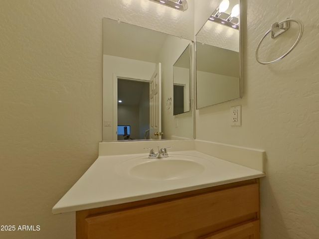 8332 W CROWN KING Road, Tolleson, AZ 85353