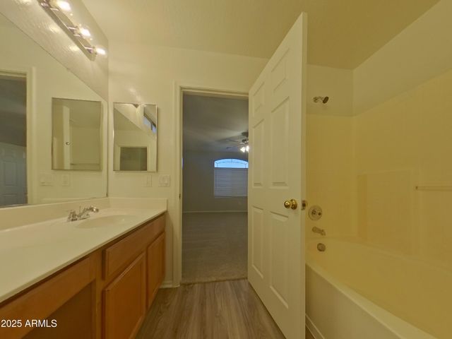 8332 W CROWN KING Road, Tolleson, AZ 85353