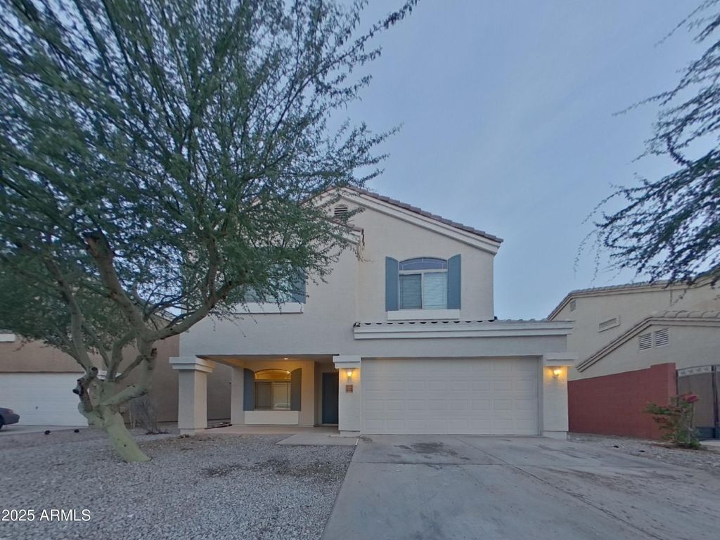 8332 W CROWN KING Road, Tolleson, AZ 85353