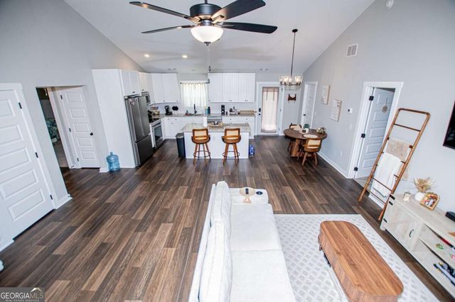 165 N Carroll Street, Bowdon, GA 30108