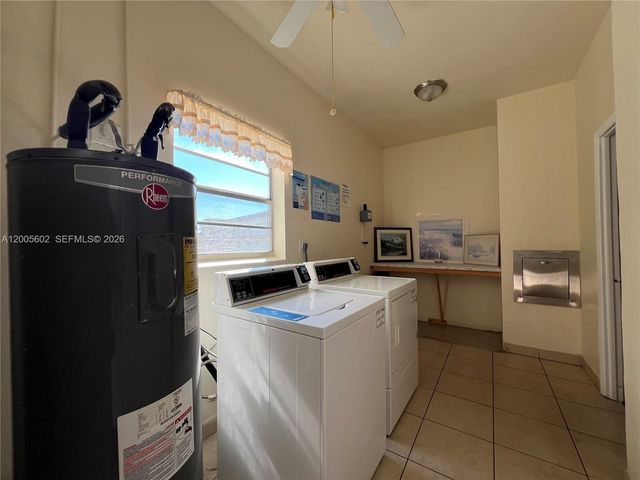5181 W Oakland Park Boulevard 206, Lauderdale Lakes, FL 33313