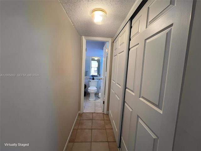 5181 W Oakland Park Boulevard 206, Lauderdale Lakes, FL 33313