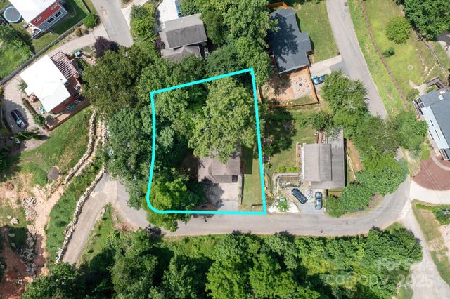 20 Central Avenue W, Asheville, NC 28806