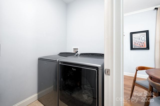 20 Central Avenue W, Asheville, NC 28806