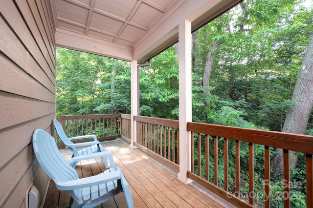 20 Central Avenue W, Asheville, NC 28806