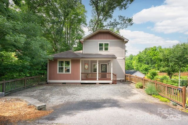 20 Central Avenue W, Asheville, NC 28806
