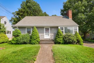 85 Sawyer Road, Fairfield, CT 06824