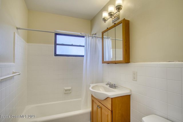 1010 Bianca Drive NE, Palm Bay, FL 32905