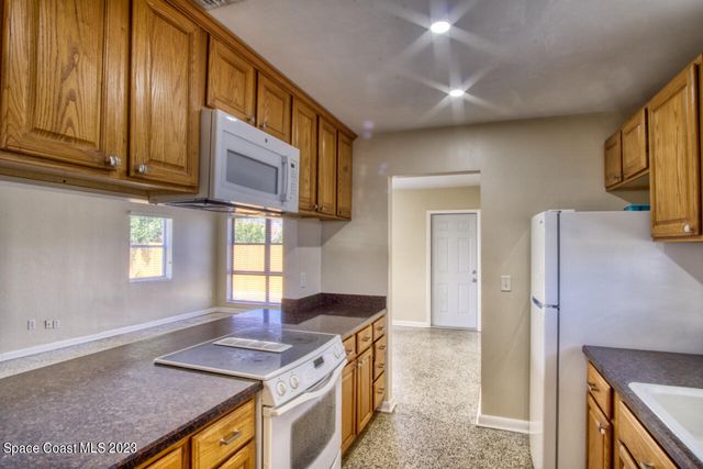1010 Bianca Drive NE, Palm Bay, FL 32905