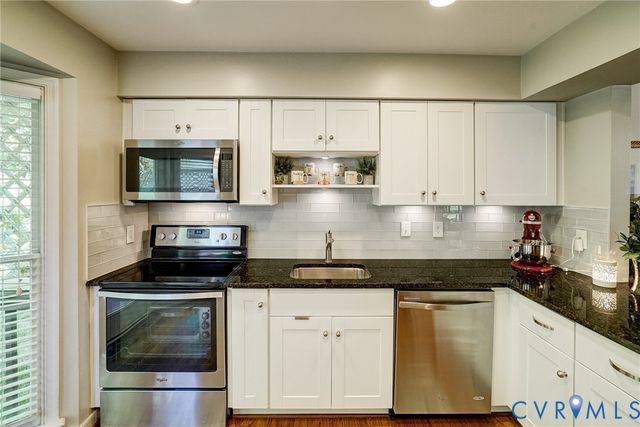 1802 Buttonwood Dr, Henrico, VA 23238