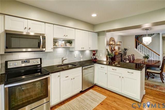 1802 Buttonwood Dr, Henrico, VA 23238
