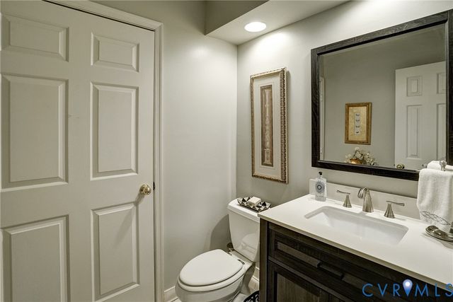 1802 Buttonwood Dr, Henrico, VA 23238
