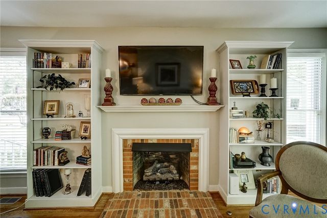 1802 Buttonwood Dr, Henrico, VA 23238