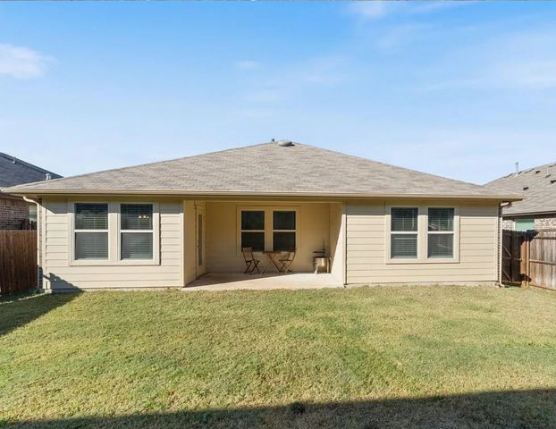 2228 Starling Street, Crandall, TX 75114