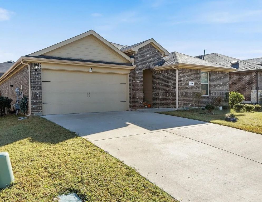 2228 Starling Street, Crandall, TX 75114