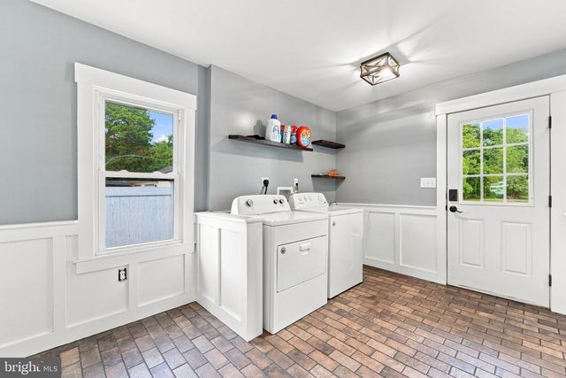8 SEELEY RD, Bridgeton, NJ 08302