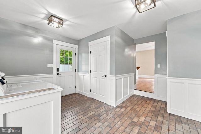 8 SEELEY RD, Bridgeton, NJ 08302