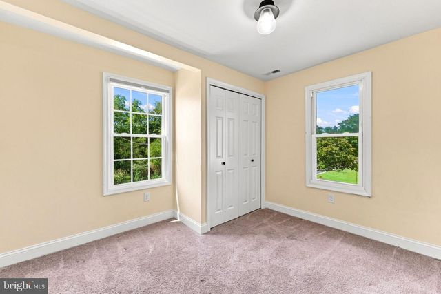 8 SEELEY RD, Bridgeton, NJ 08302