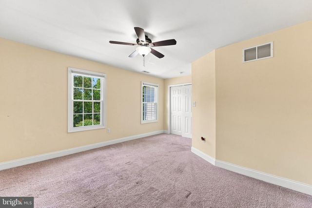 8 SEELEY RD, Bridgeton, NJ 08302