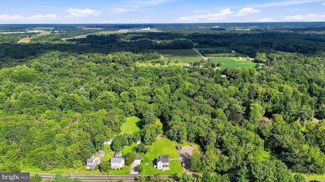 8 SEELEY RD, Bridgeton, NJ 08302