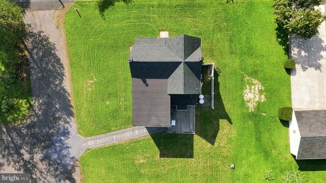 8 SEELEY RD, Bridgeton, NJ 08302