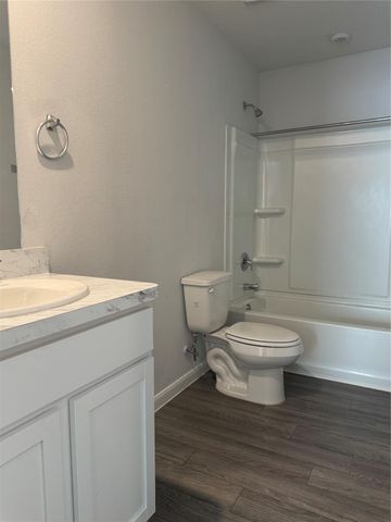 68 Road 51026, Cleveland, TX 77327