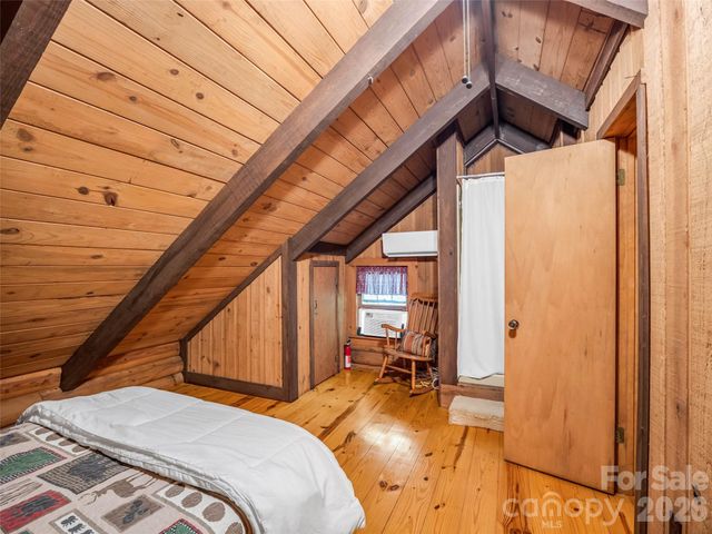 286 Harris Road, Lake Lure, NC 28746